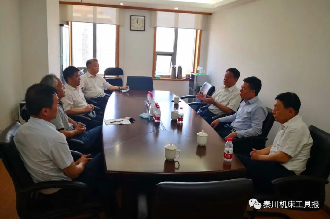 嚴(yán)鑒鉑董事長(zhǎng)拜訪中國(guó)機(jī)床工具工業(yè)協(xié)會(huì)、中國(guó)工程院
