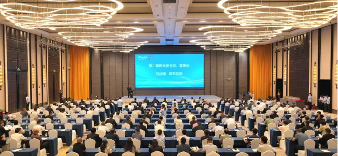 【60年慶 · 工廠開放日】數(shù)智秦川·裝備領(lǐng)航—誠(chéng)邀用戶感恩答謝“回家之旅” 誓與用戶攜手共進(jìn)“未來之約”
